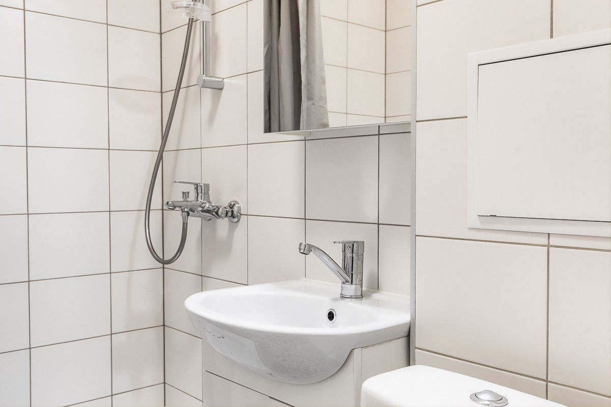 Tallinn, Mustamäe linnaosa, Akadeemia tee 60