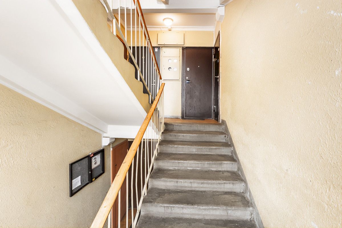 Tallinn, Mustamäe linnaosa, Akadeemia tee 60