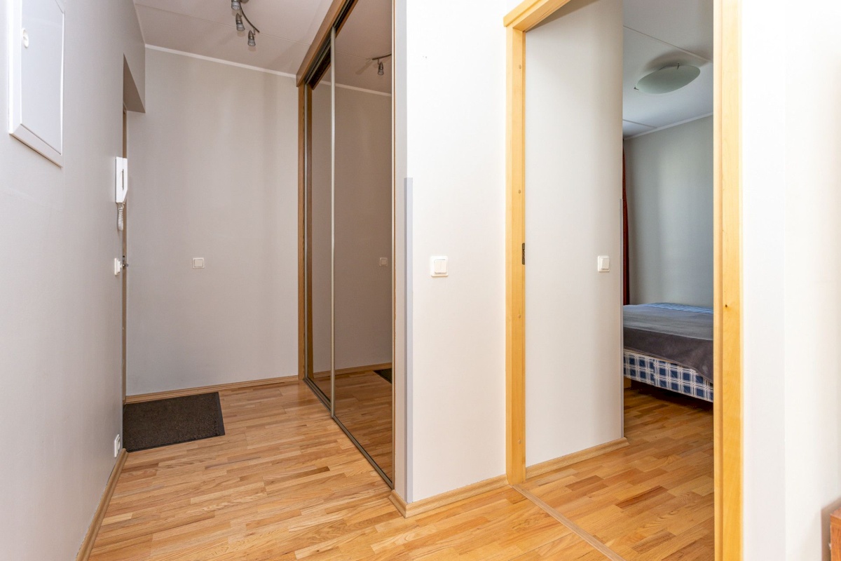 Tallinn, Nõmme linnaosa, Männiku tee 12