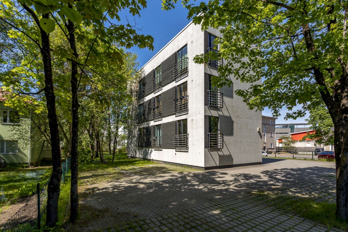 Tallinn, Nõmme linnaosa, Männiku tee 12