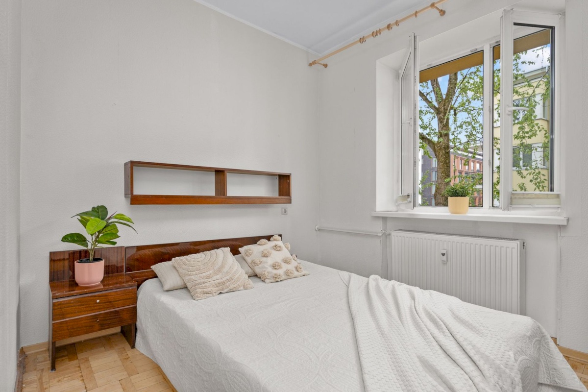 Tallinn, Kesklinna linnaosa, Kadriorg, Raua 24