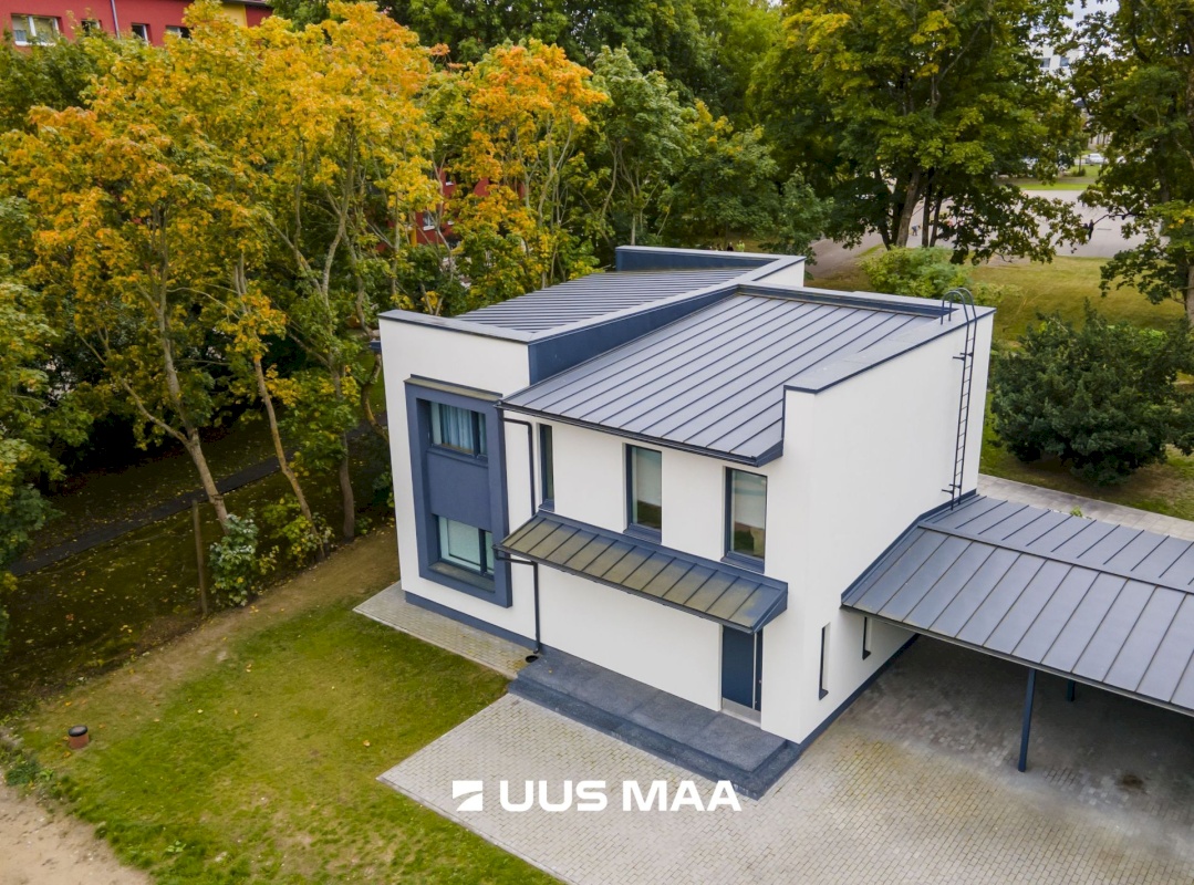 Saaremaa vald, Kuressaare linn, Kohtu 28