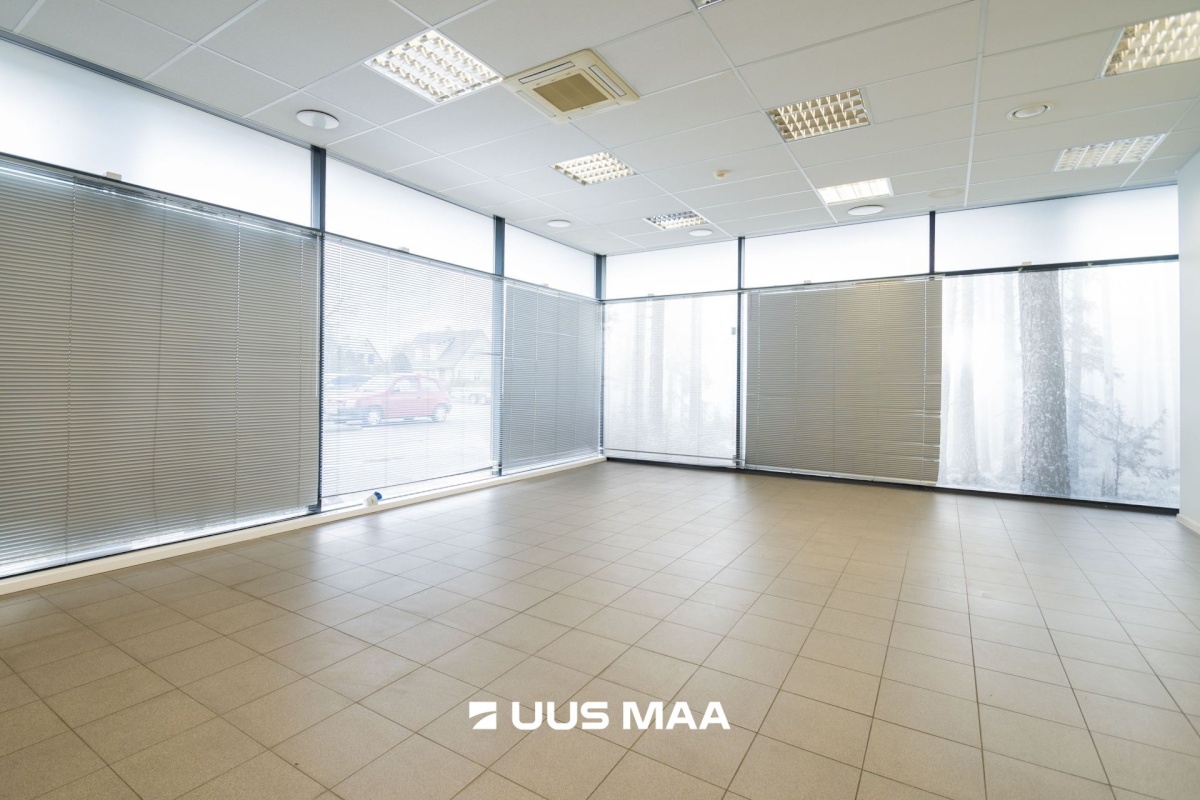 Saaremaa vald, Kuressaare linn, Pargi 16