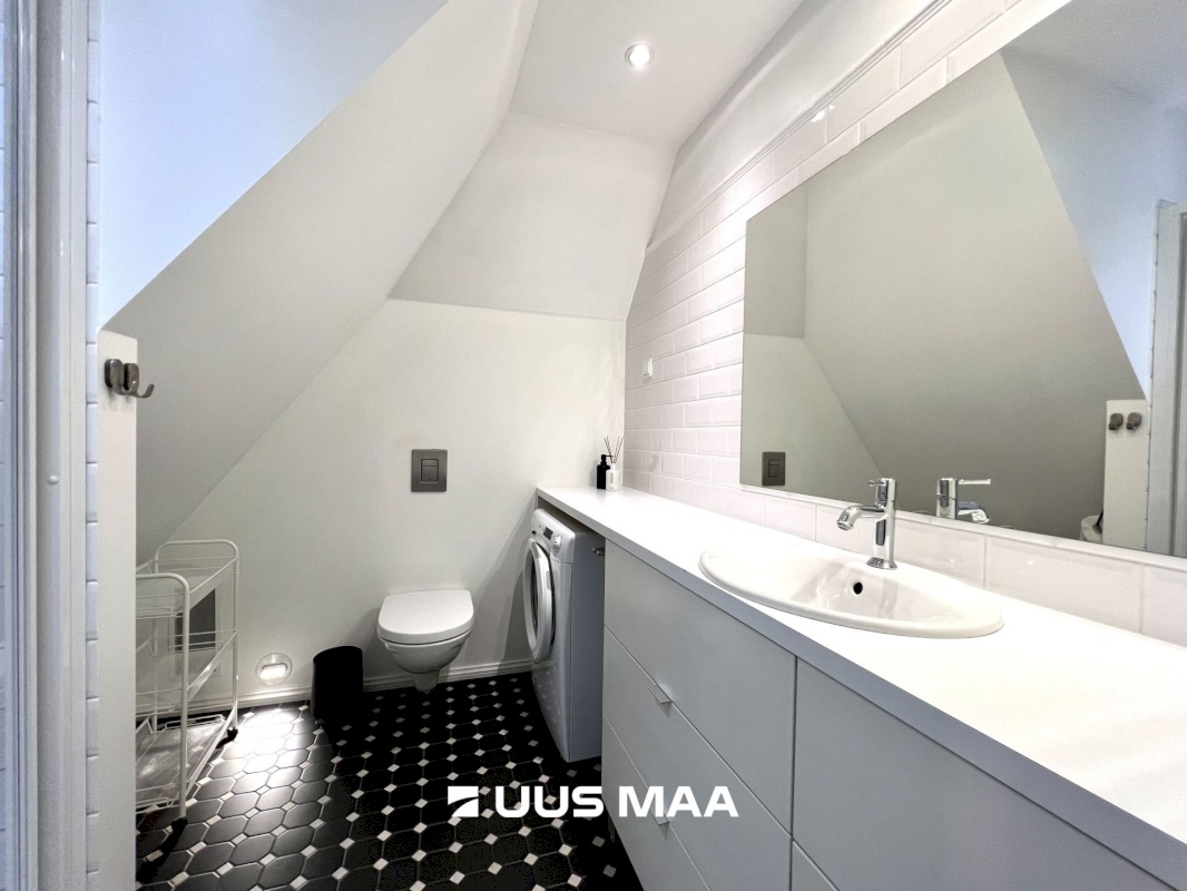 Tallinn, Kesklinna linnaosa, Kadriorg, A. Alle 3