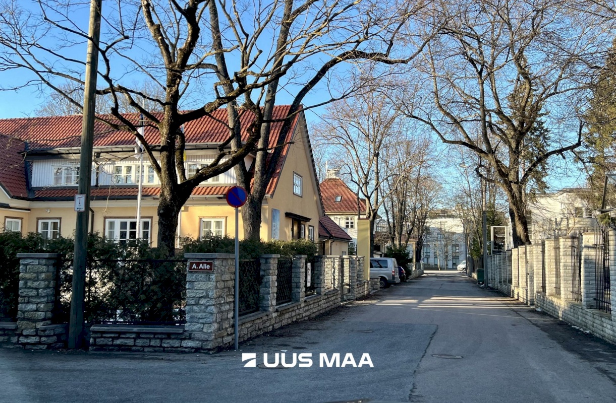 Tallinn, Kesklinna linnaosa, Kadriorg, A. Alle 3
