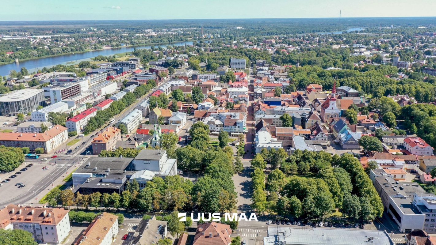 Pärnu linn, Pärnu linn, Kesklinn, Akadeemia 7