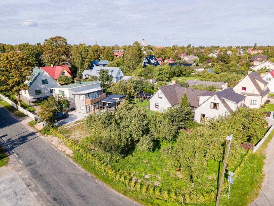Saaremaa vald, Kuressaare linn, A. Kitzbergi tn 9