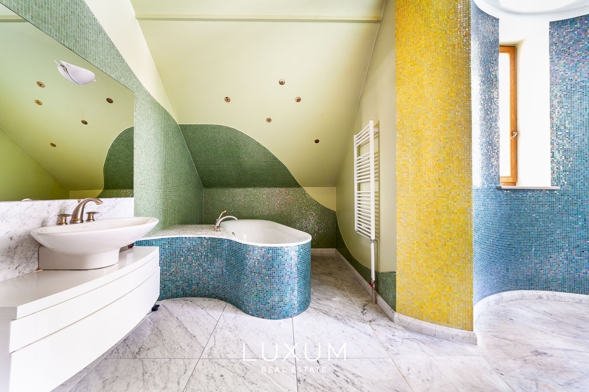 Tallinn, Pirita linnaosa, Kloostri tee 15