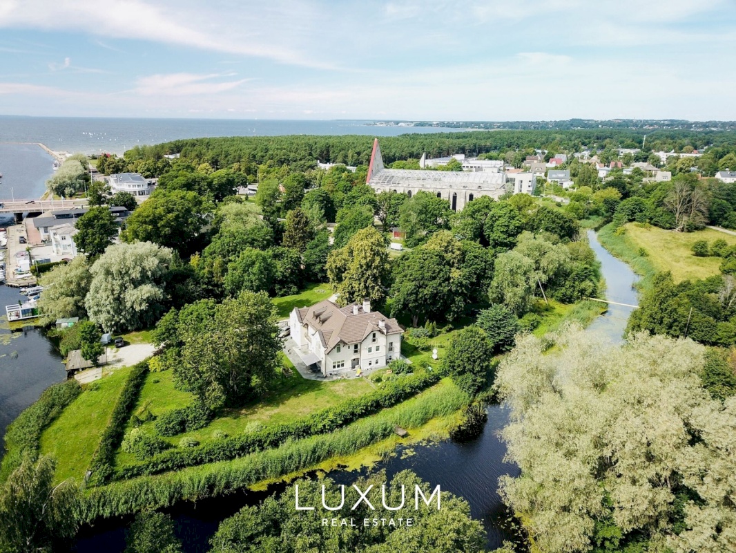 Tallinn, Pirita linnaosa, Kloostri tee 15