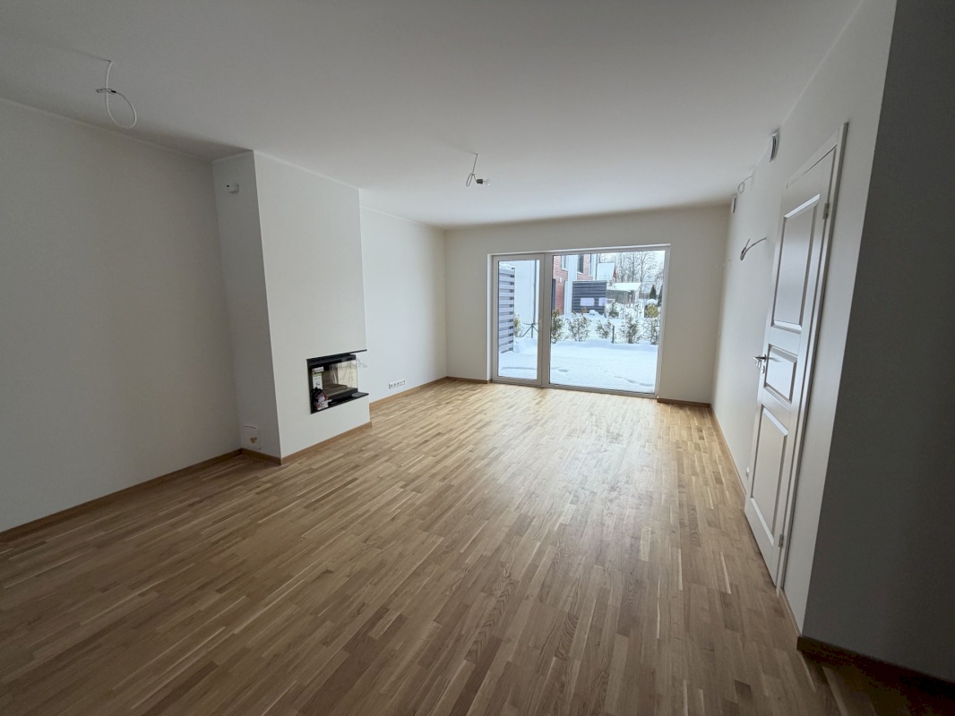 Anija vald, Kehra linn, Aia tn 6