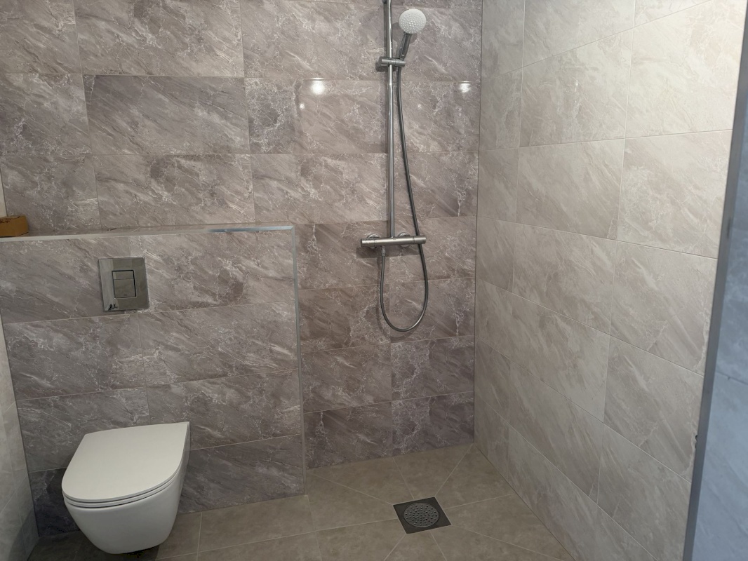 Anija vald, Kehra linn, Aia tn 6