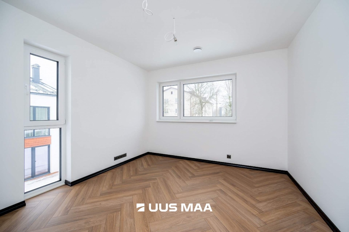 Anija vald, Kehra linn, Aia tn 2-4
