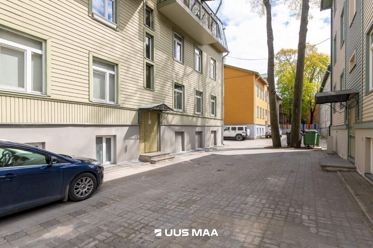 Tallinn, Kesklinna linnaosa, Torupilli, J. Kunderi tn 30