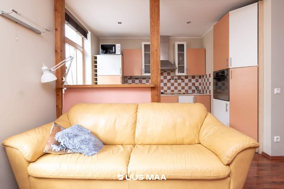 Tallinn, Kesklinna linnaosa, Torupilli, J. Kunderi tn 30