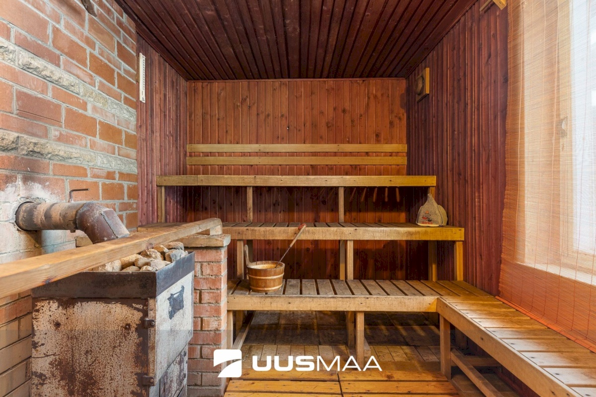 Järva vald, Koeru alevik, Paide tee 1