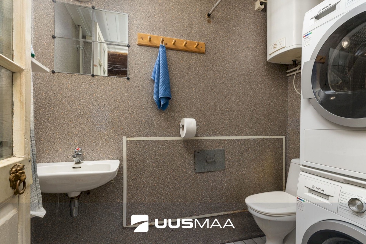 Järva vald, Koeru alevik, Paide tee 1