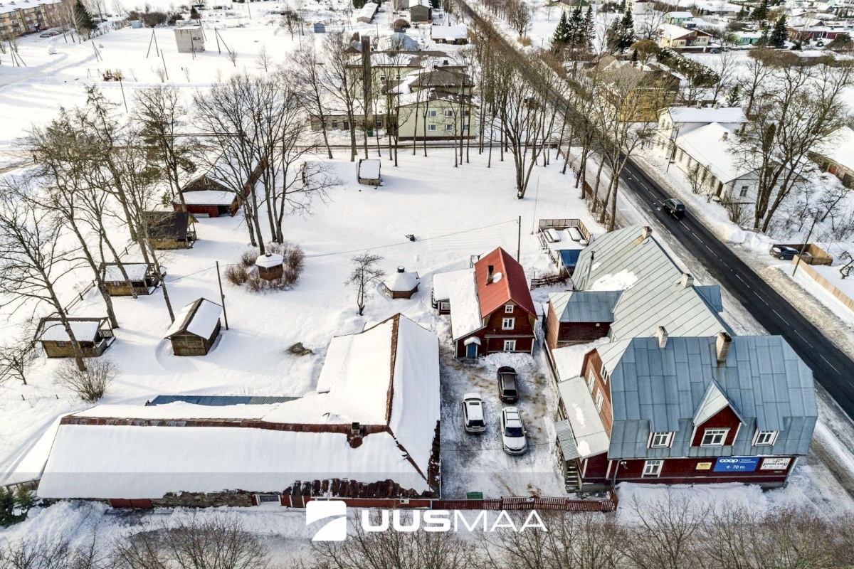 Järva vald, Koeru alevik, Paide tee 1