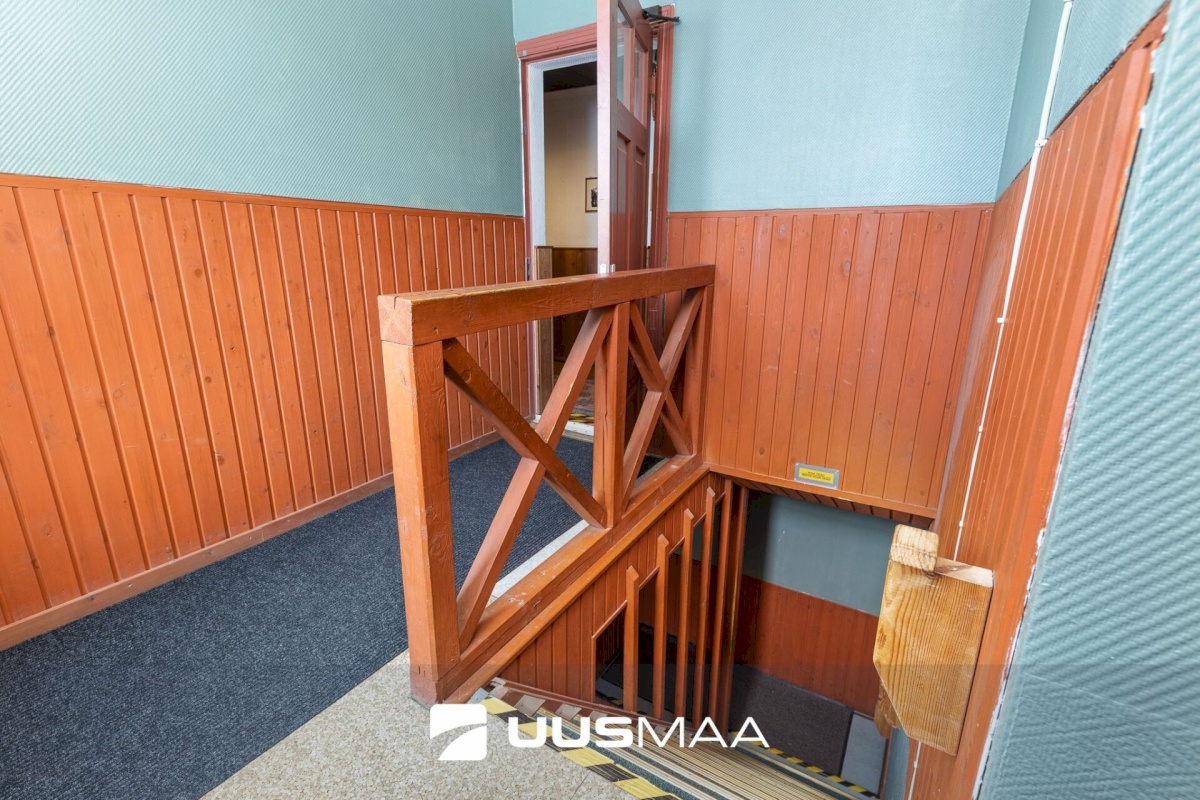 Järva vald, Koeru alevik, Paide tee 1