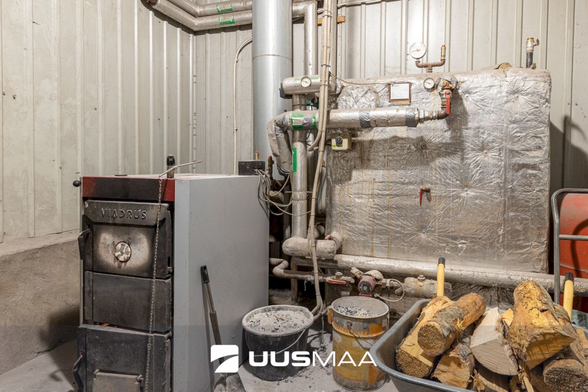 Järva vald, Koeru alevik, Paide tee 1