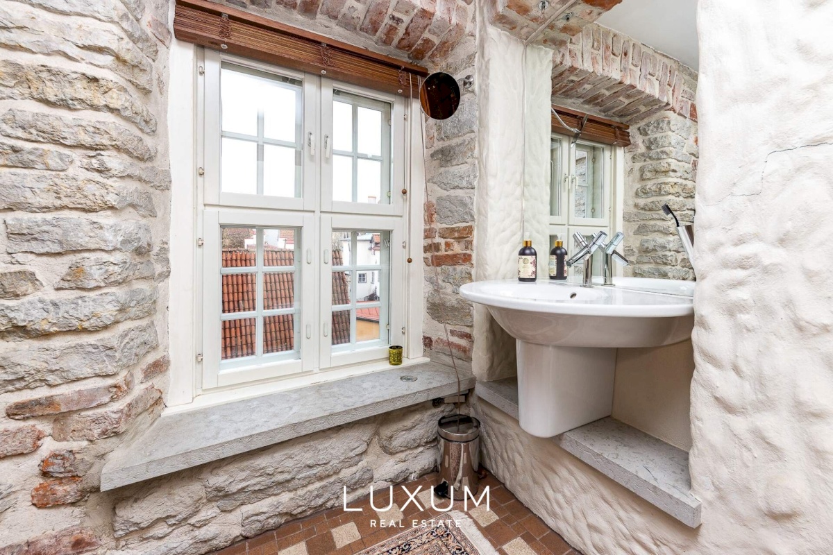 Tallinn, Kesklinna linnaosa, Mündi tn 2