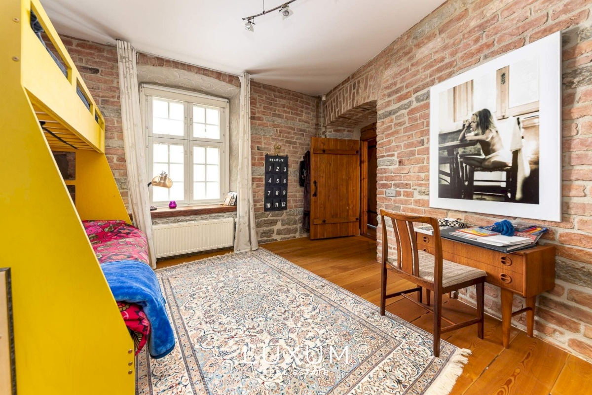 Tallinn, Kesklinna linnaosa, Mündi tn 2