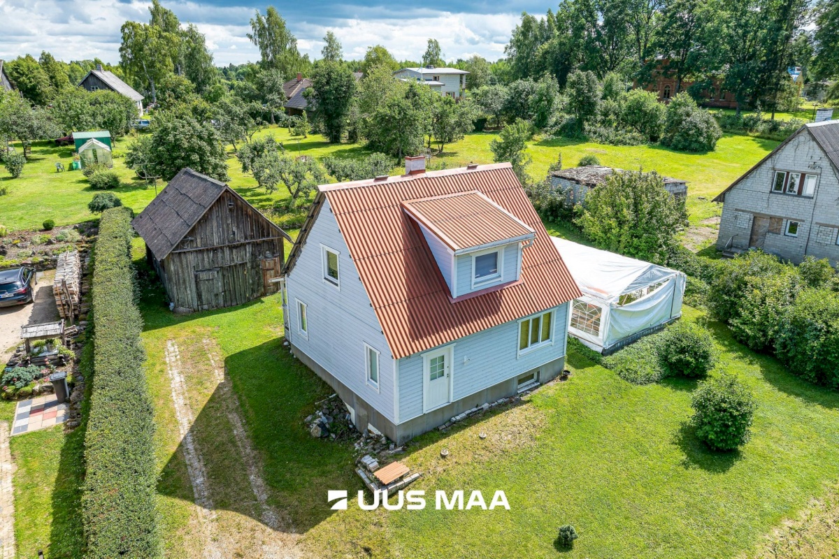 Põhja-Sakala vald, Suure-Jaani linn, Köleri tn 36