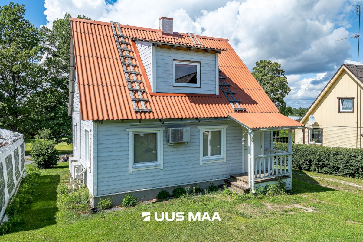 Põhja-Sakala vald, Suure-Jaani linn, Köleri tn 36
