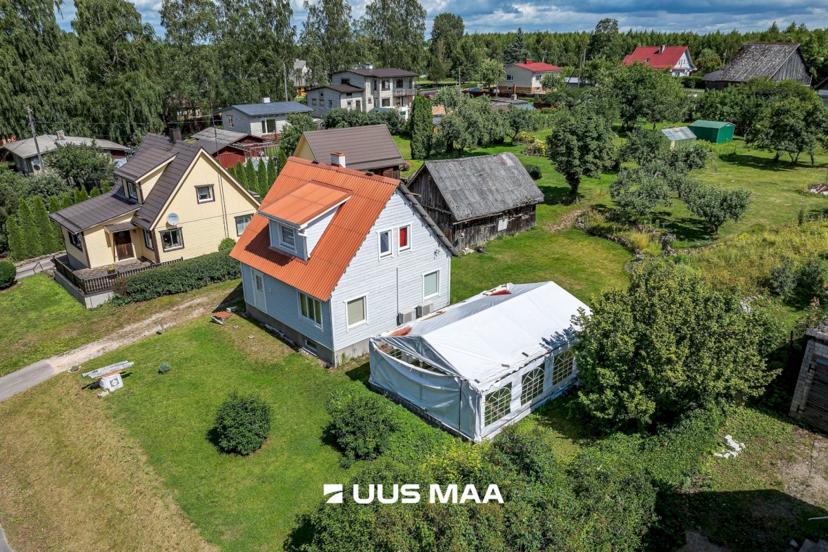 Põhja-Sakala vald, Suure-Jaani linn, Köleri tn 36