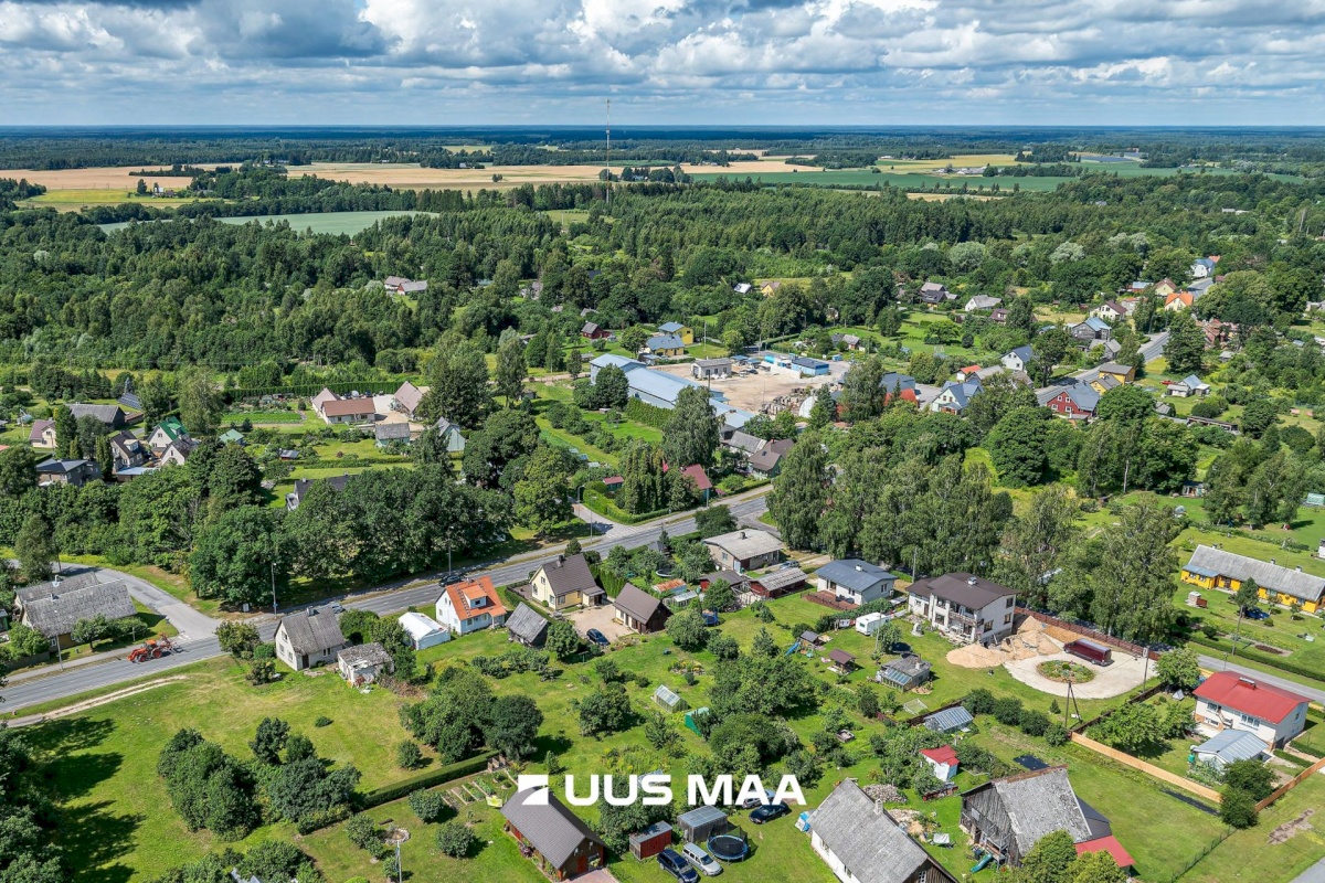 Põhja-Sakala vald, Suure-Jaani linn, Köleri tn 36