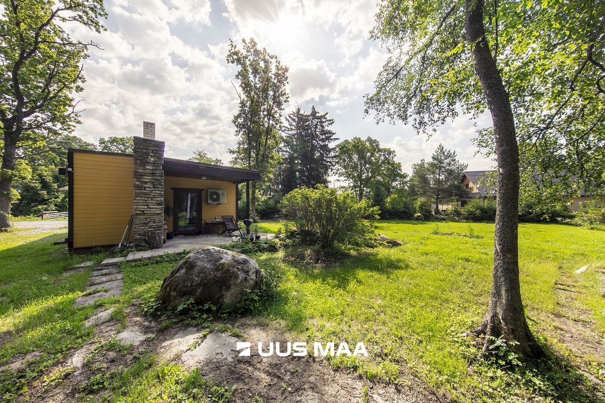 Viimsi vald, Randvere küla, Suurekivi tee 12