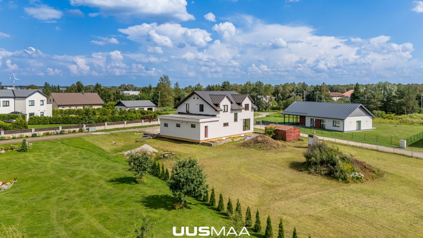 Jõelähtme vald, Liivamäe küla, Valgekivi tee 8