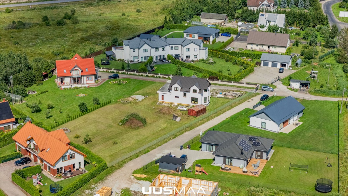 Jõelähtme vald, Liivamäe küla, Valgekivi tee 8