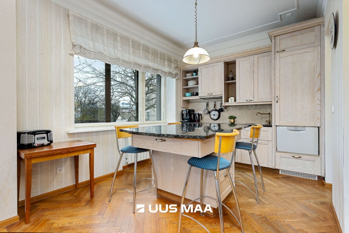 Tallinn, Kesklinna linnaosa, Tõnismägi 3