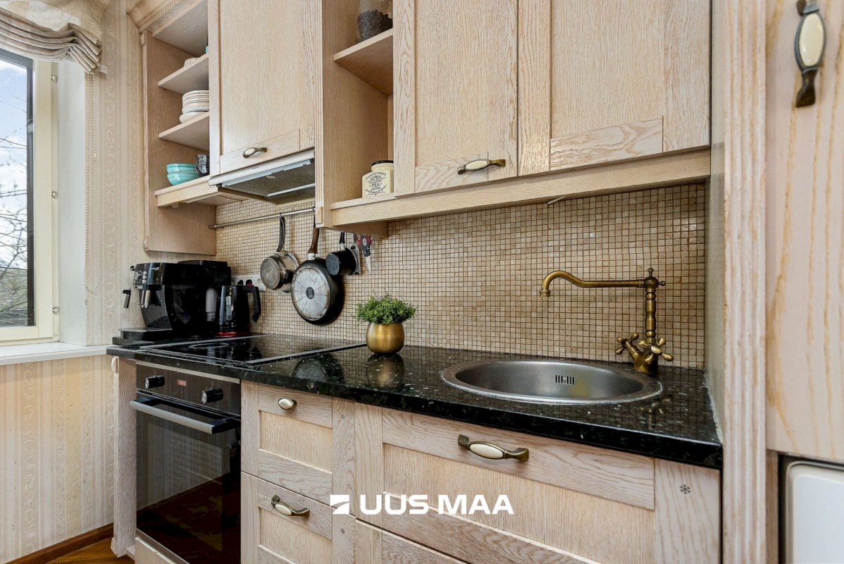 Tallinn, Kesklinna linnaosa, Tõnismägi 3