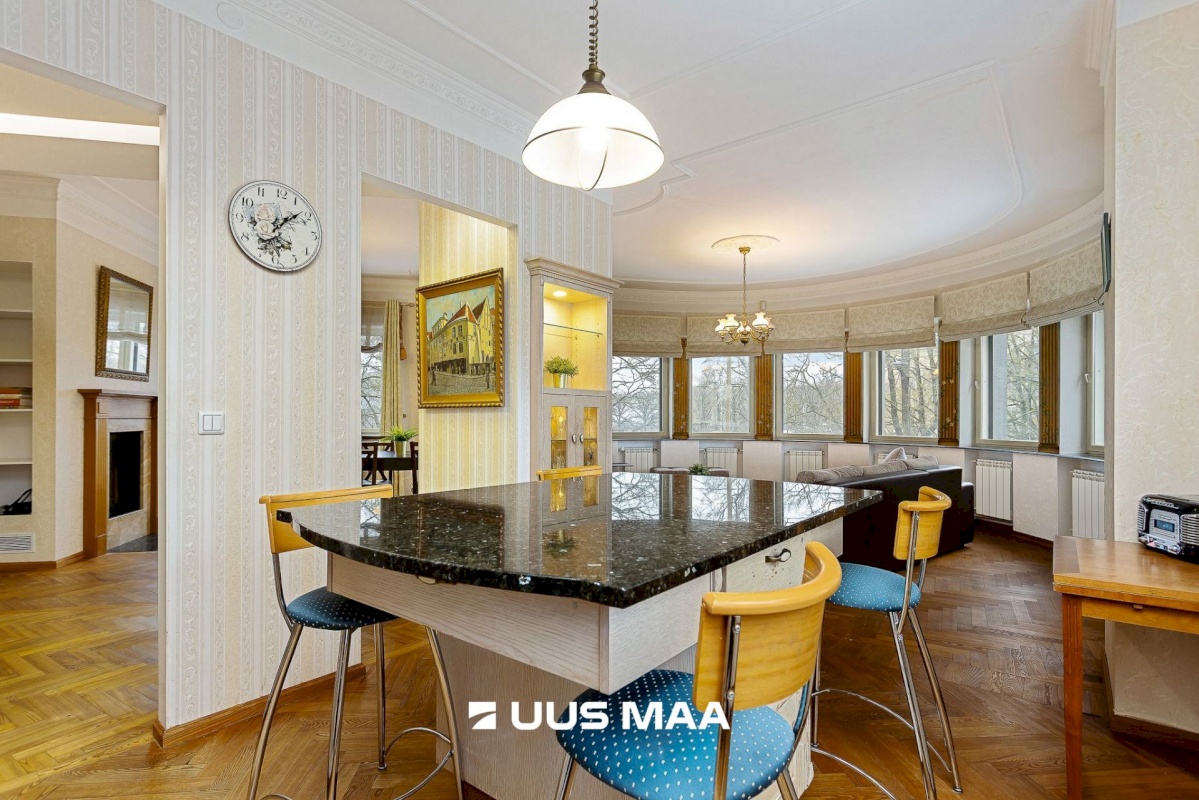 Tallinn, Kesklinna linnaosa, Tõnismägi 3