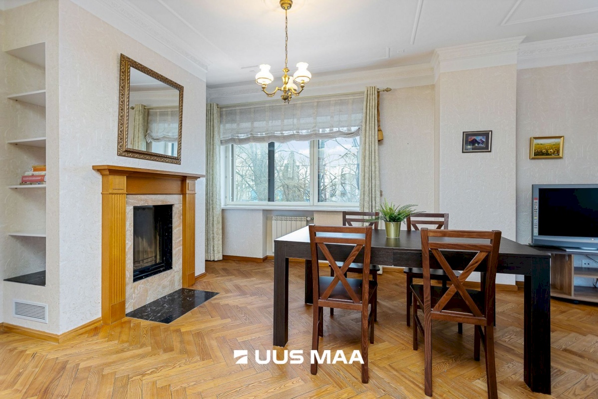 Tallinn, Kesklinna linnaosa, Tõnismägi 3