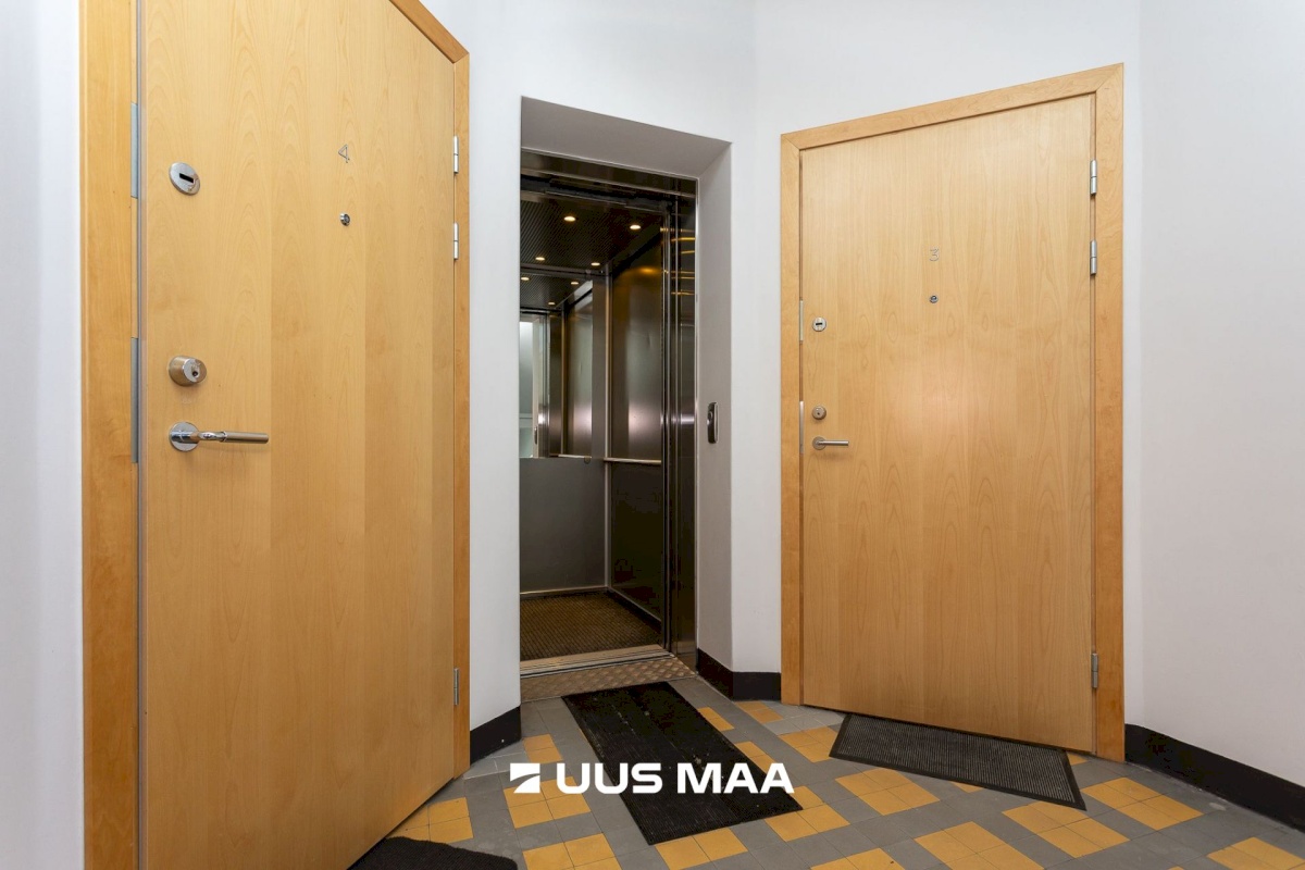 Tallinn, Kesklinna linnaosa, Tõnismägi 3