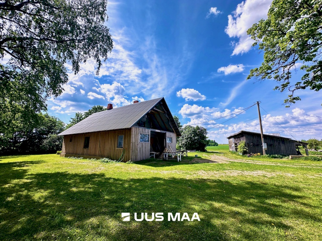 Järva vald, Vao küla, Tombu