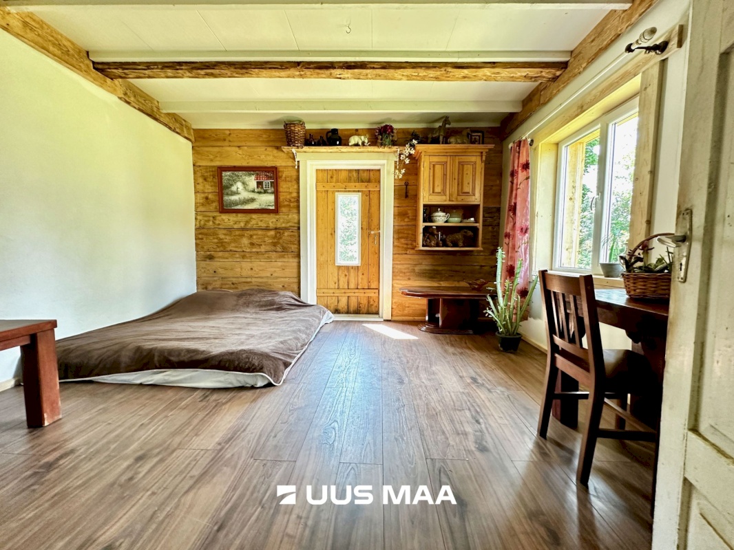 Järva vald, Vao küla, Tombu