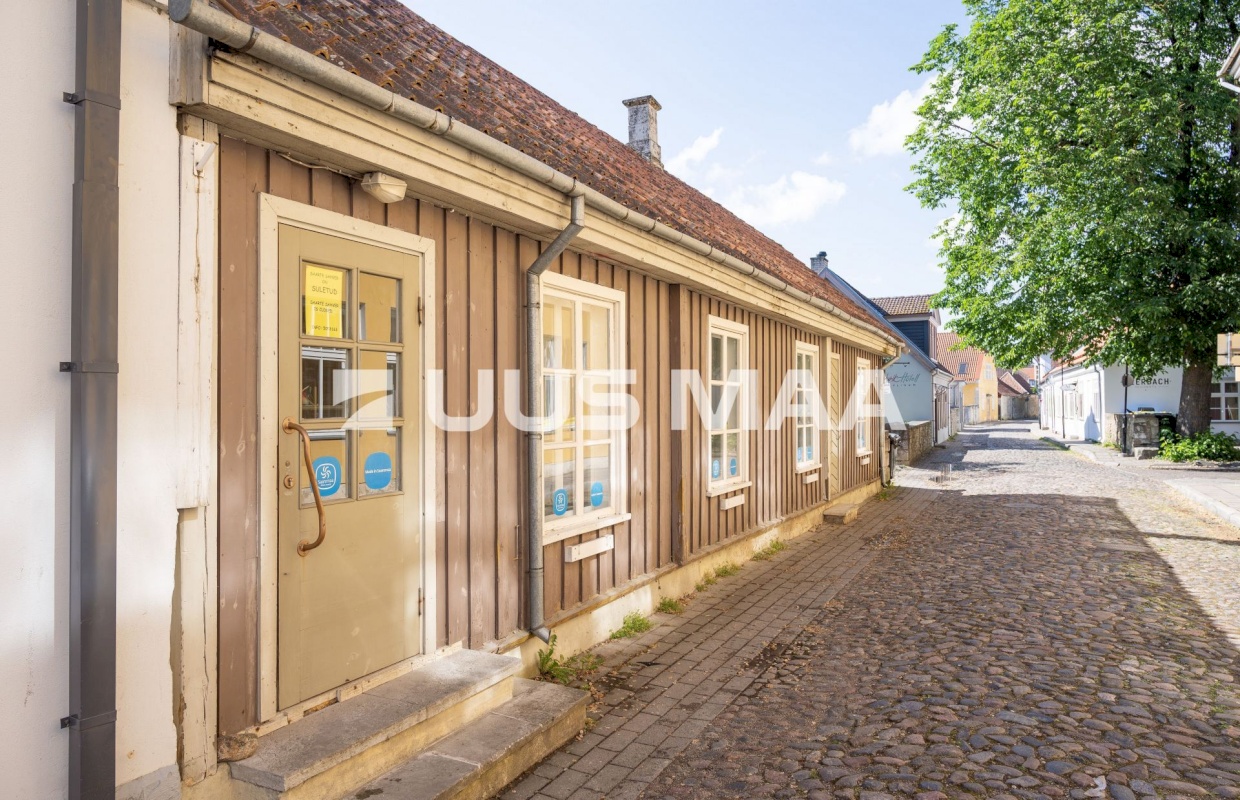 Saaremaa vald, Kuressaare linn, Kohtu 3