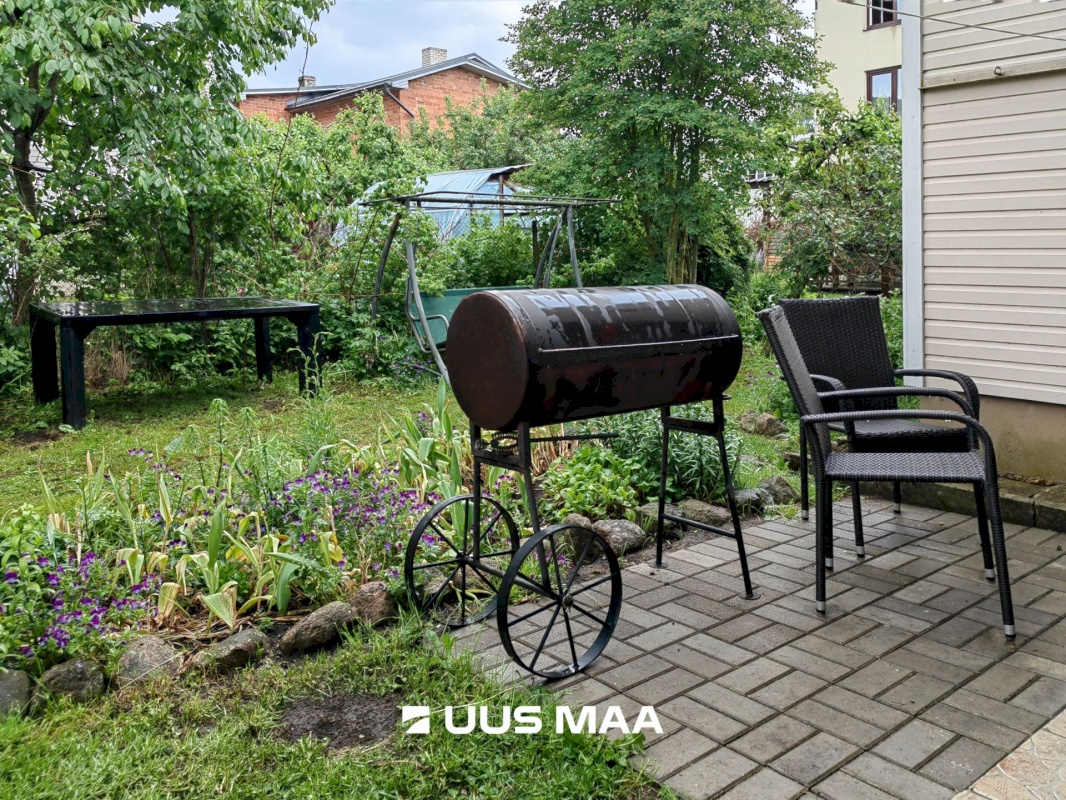 Tartu linn, Tartu linn, Raadi-Kruusamäe, Liivakuru 7