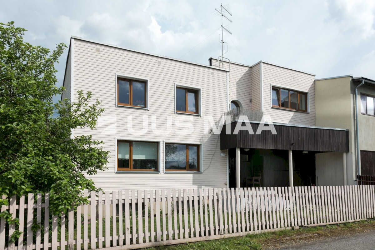 Tartu linn, Tartu linn, Raadi-Kruusamäe, Liivakuru 7