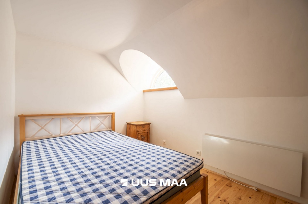 Saaremaa vald, Kuressaare linn, Kohtu 7d