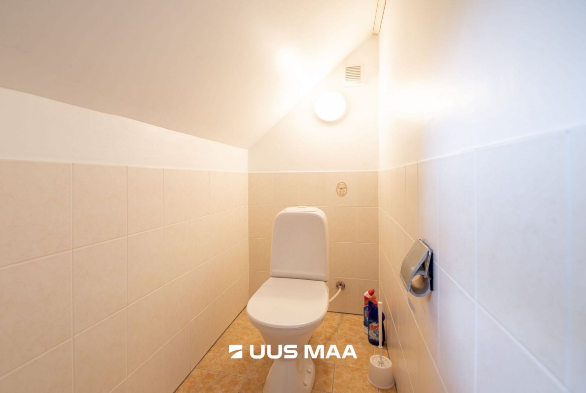 Saaremaa vald, Kuressaare linn, Kohtu 7d