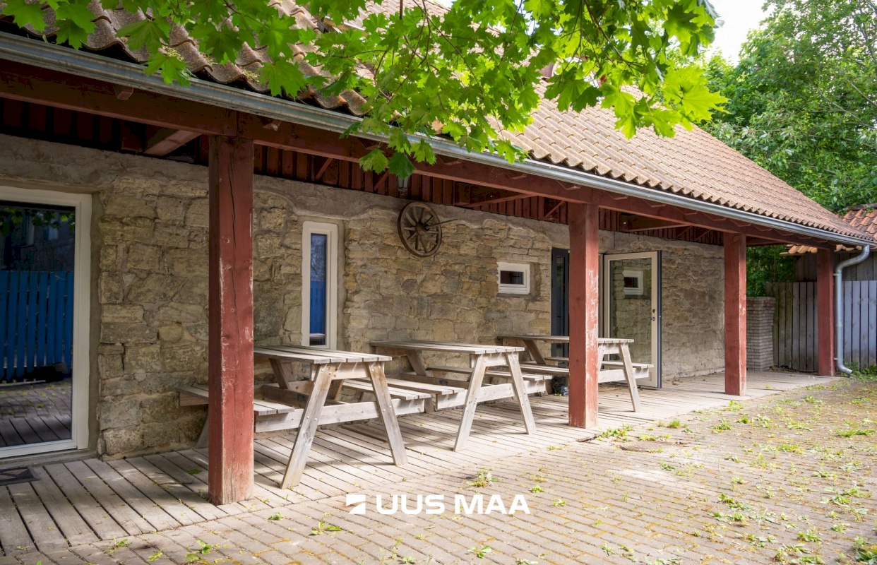 Saaremaa vald, Kuressaare linn, Kohtu 7d