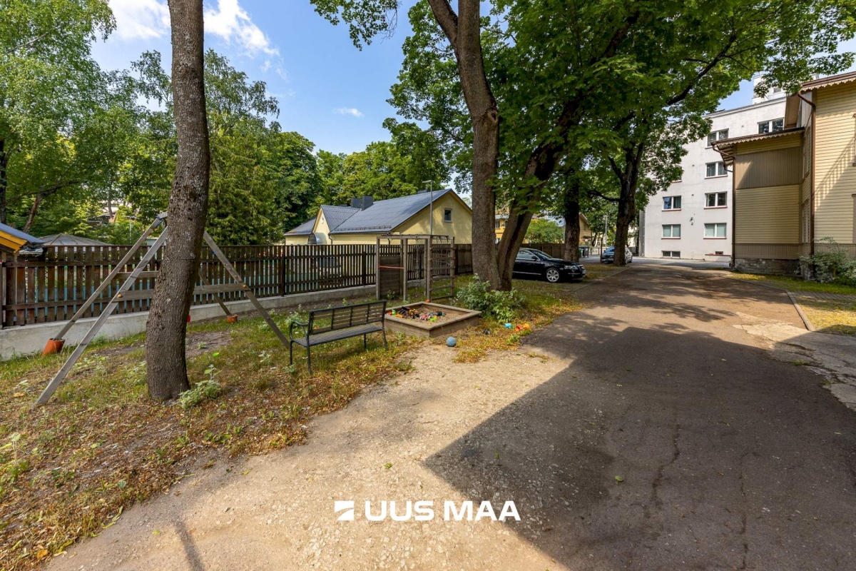 Tallinn, Kesklinna linnaosa, Kadriorg, L. Koidula tn 22b