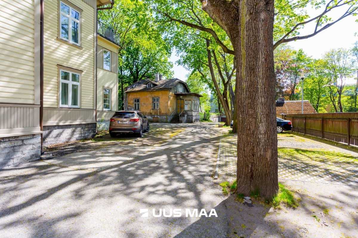Tallinn, Kesklinna linnaosa, Kadriorg, L. Koidula tn 22b