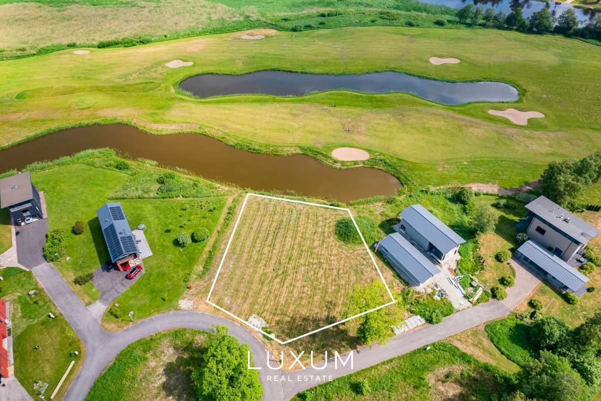 Jõelähtme vald, Manniva küla, Helme tee 14