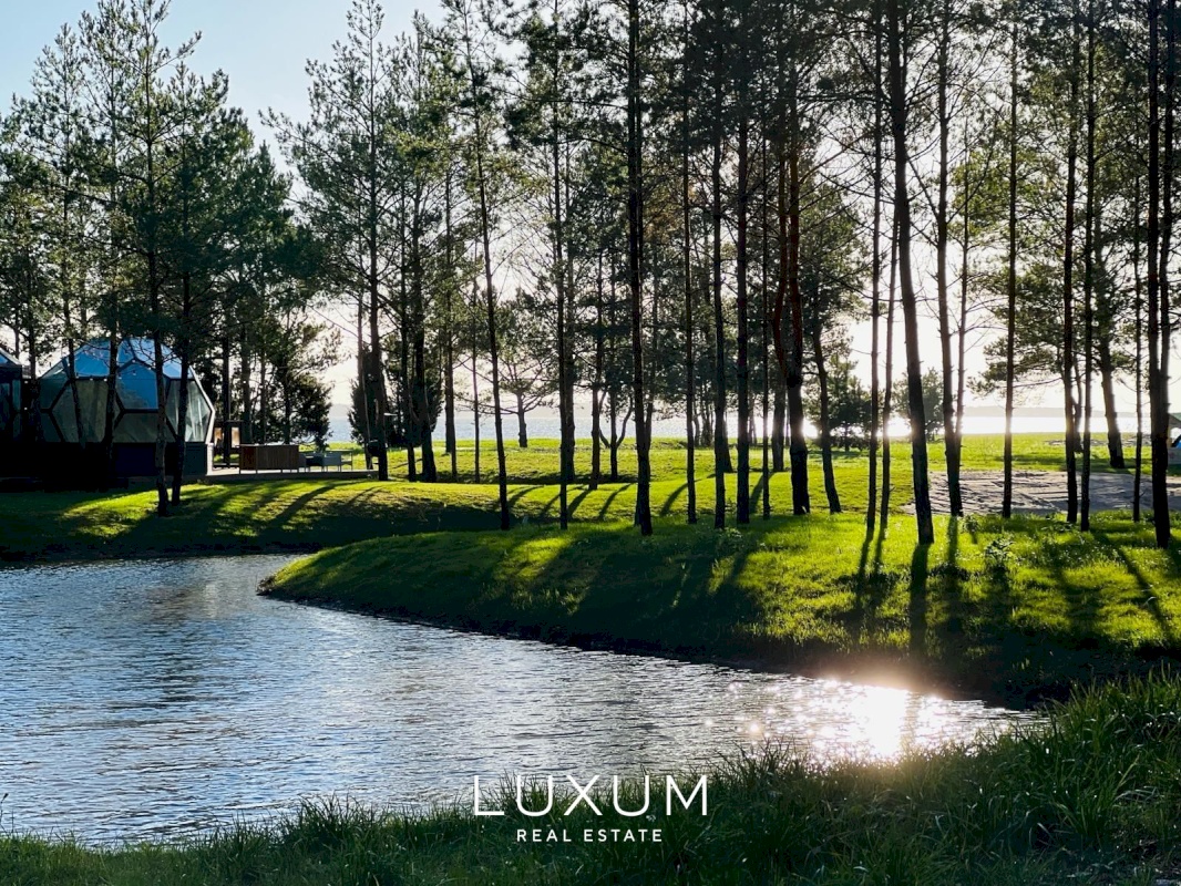 Lääne-Nigula vald, Einbi küla/Enby, Väike-Muusa