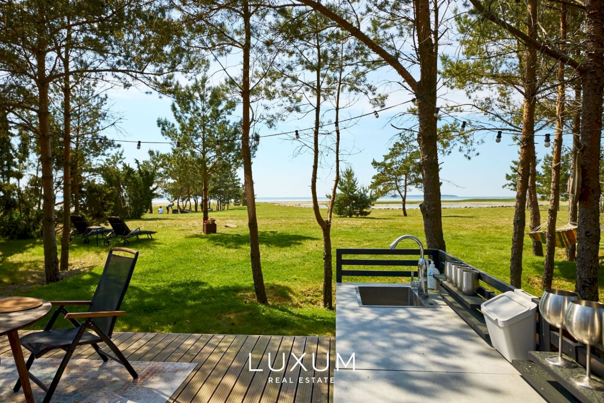 Lääne-Nigula vald, Einbi küla/Enby, Väike-Muusa